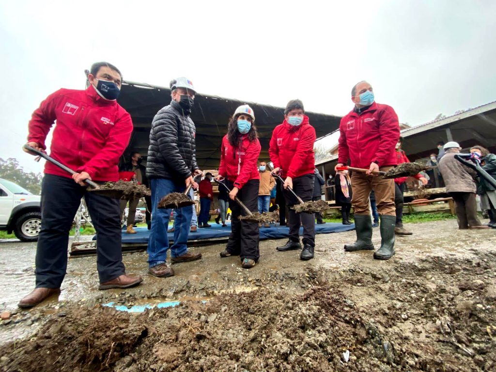 Cerca de 400 vecinos de Los Molinos serán beneficiados con nuevo sistema de Agua Potable Rural