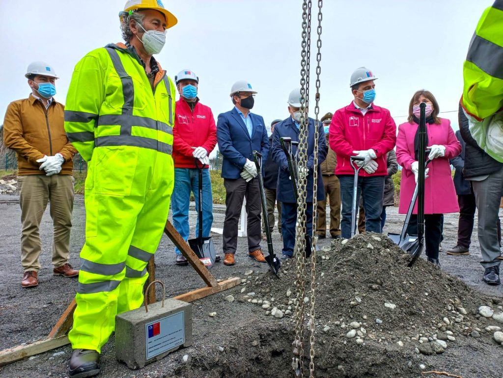 Inician pavimentación en acceso sur de Máfil: Proyecto incluye reposición de puente Iñaque