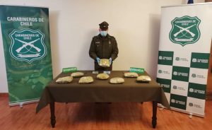 Decomisan más de ocho kilos de marihuana y detienen a dos personas en control carretero en La Unión