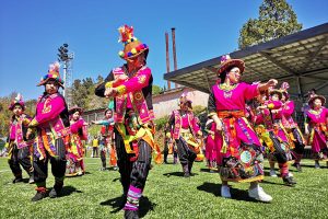 Reinauguración del Estadio de Niebla consideró presentación folklórica de niños del sector