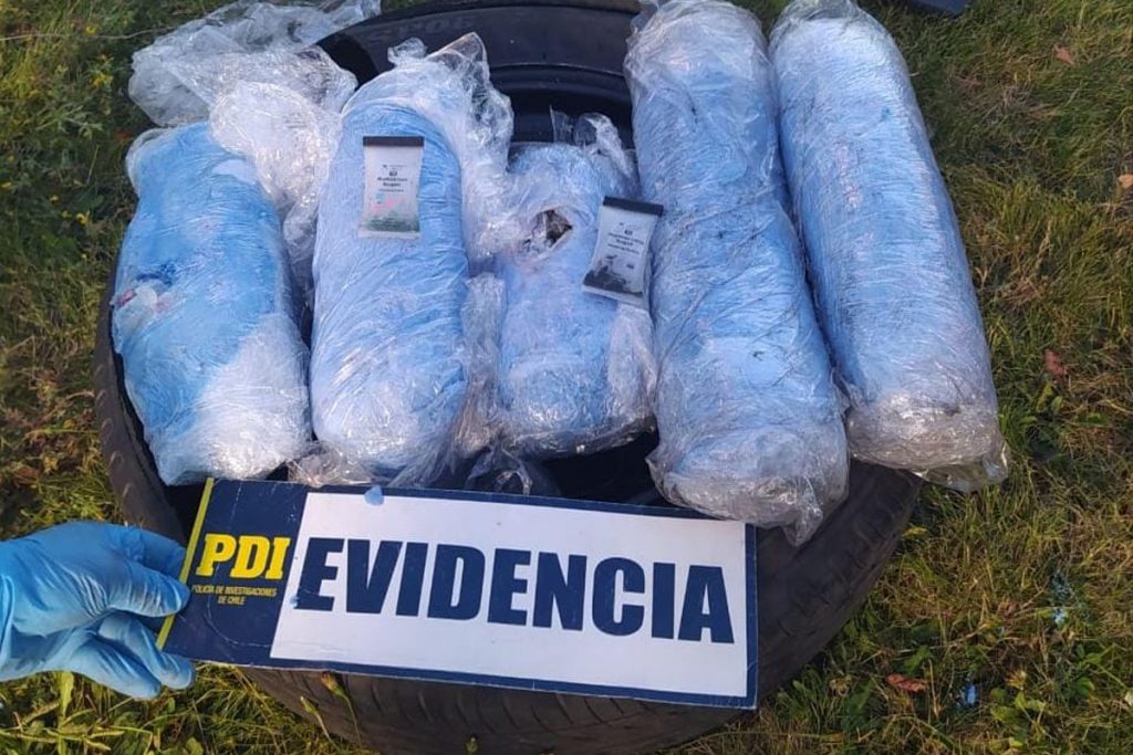 Siete detenidos por tráfico ilícito de drogas en Los Ríos: Especies eran trasladadas en un neumático