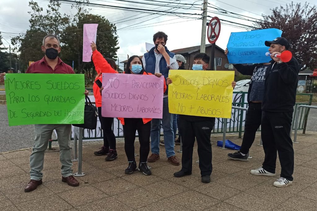 Guardias del Hospital de Valdivia protestan por mejoras laborales y salariales