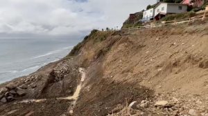 Inician obras de enrocado para reparación de ruta en sector Las Vertientes de Valdivia