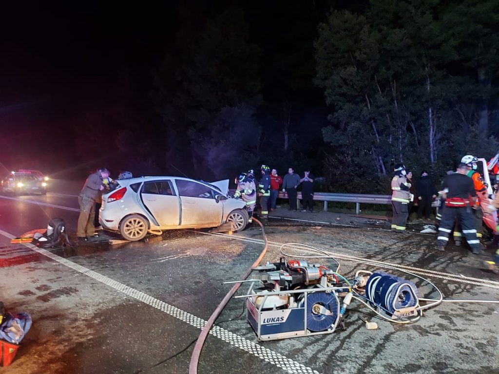 Tragedia carretera: Una lactante y dos adultos murieron en accidente en Valdivia