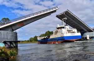 Ministerio de Obras Públicas confirma nueva apertura del Puente Cau Cau de Valdivia