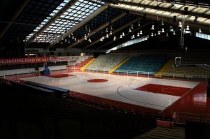 Finalizan obras de mejoramiento en Coliseo Municipal Antonio Azurmendy de Valdivia