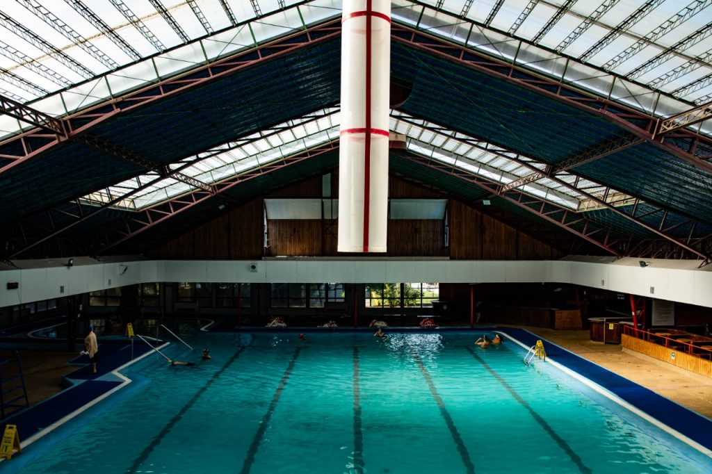 Piscina Aqua de Valdivia reabrirá sus puertas al público general desde este miércoles